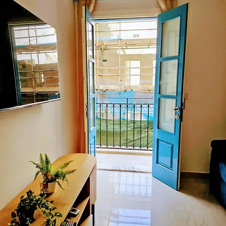 Luxurious Near Valletta Ferry Apartament *